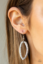 Load image into Gallery viewer, Urban Artisan - Silver (long necklace set)